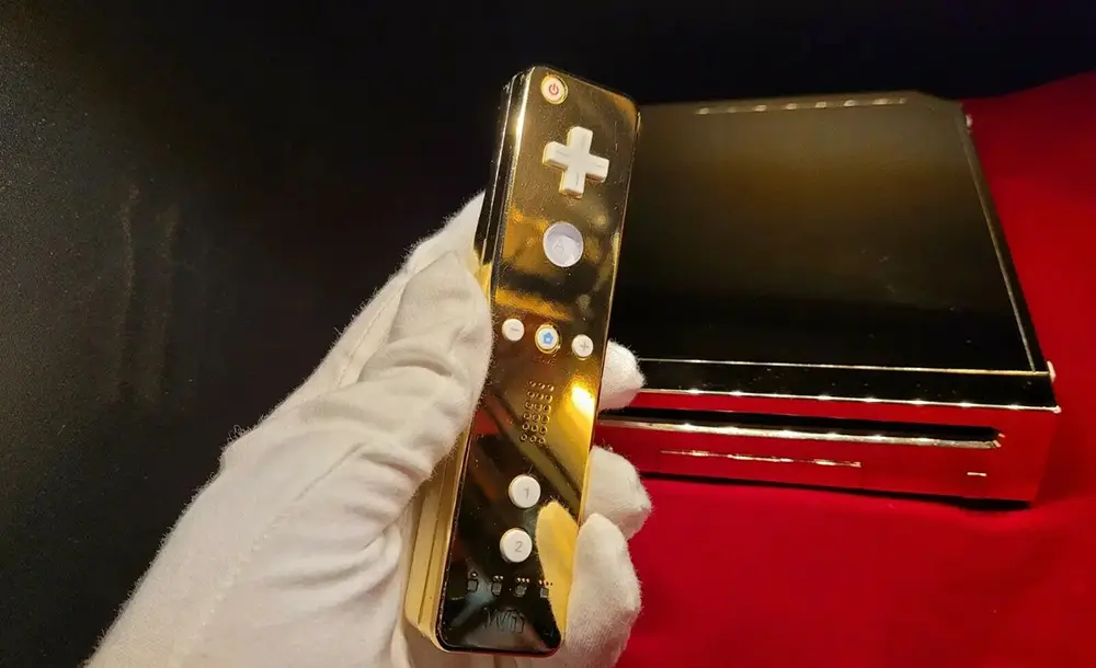 Wii de oro 24 quilates de la Reina Isabel II